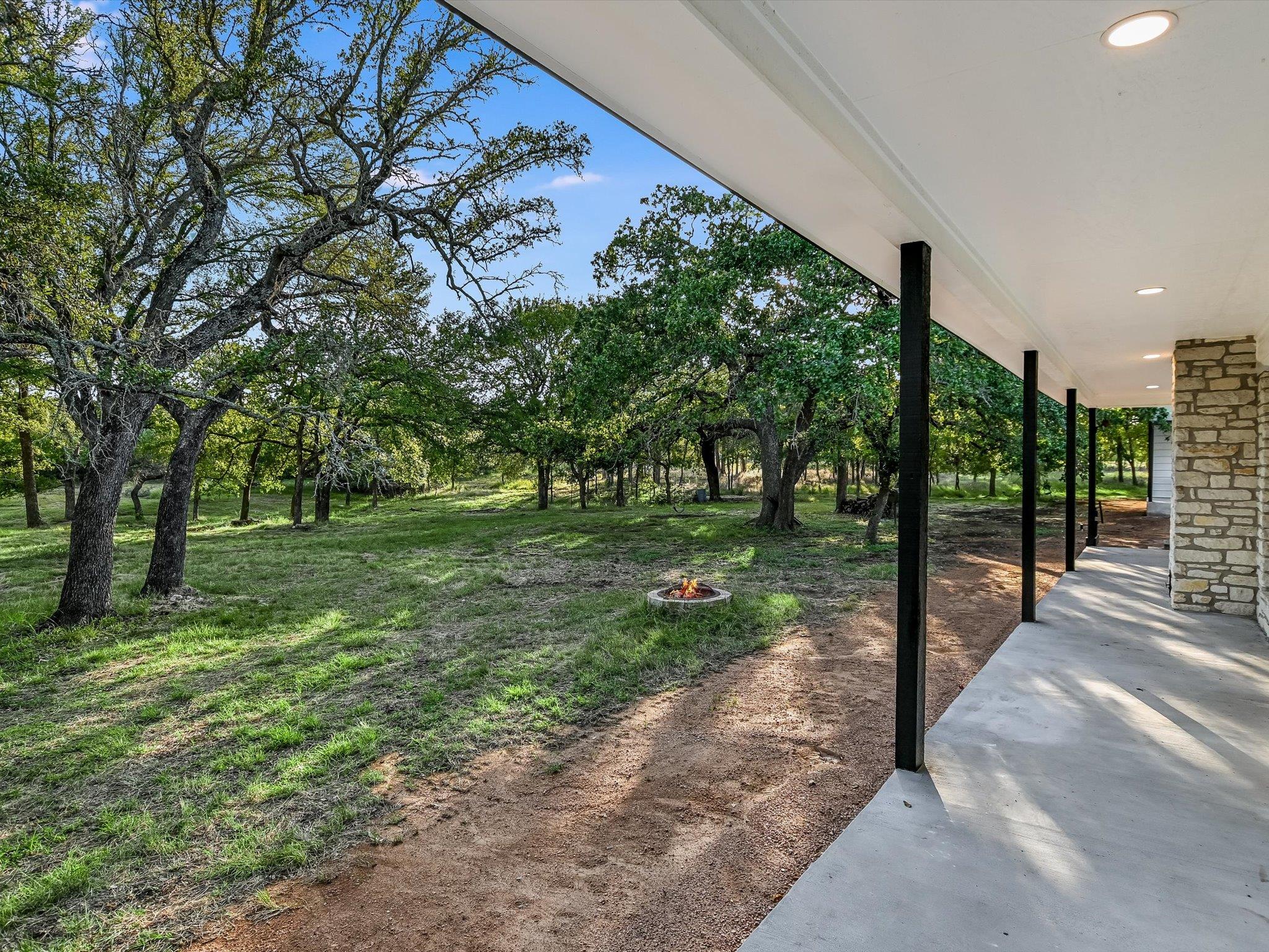 353 San Gabriel Oaks DR