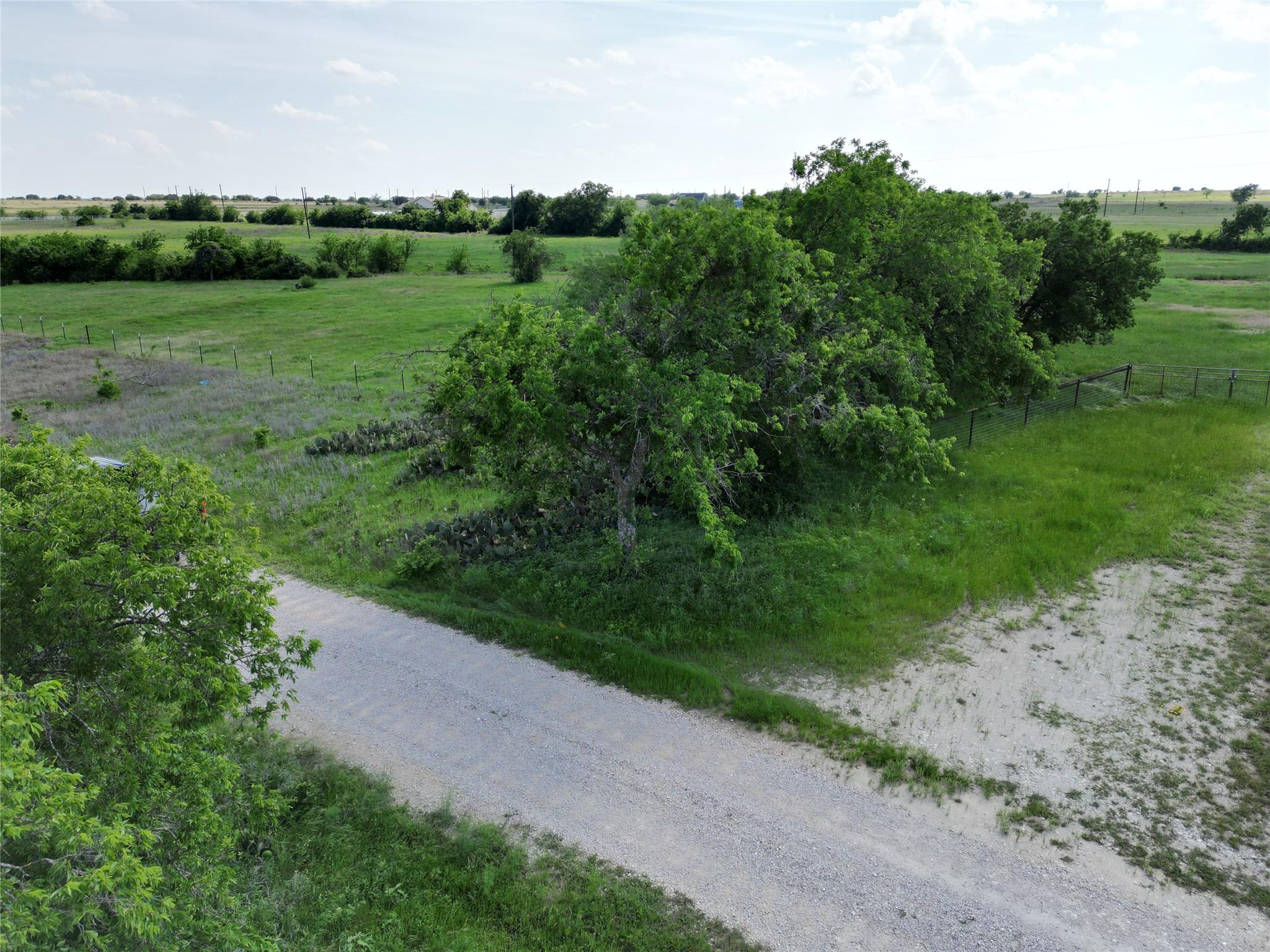 Lot 5 Titus LN