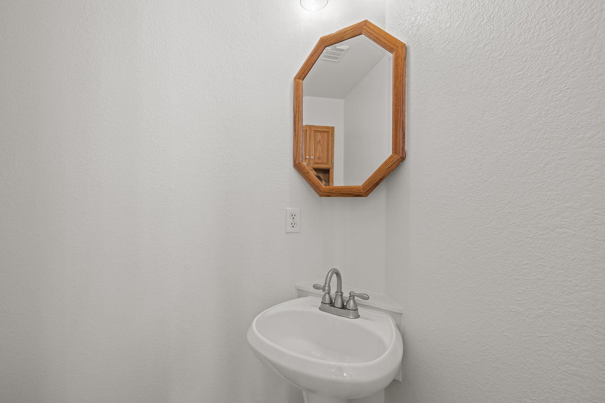 16404 Hill Country DR