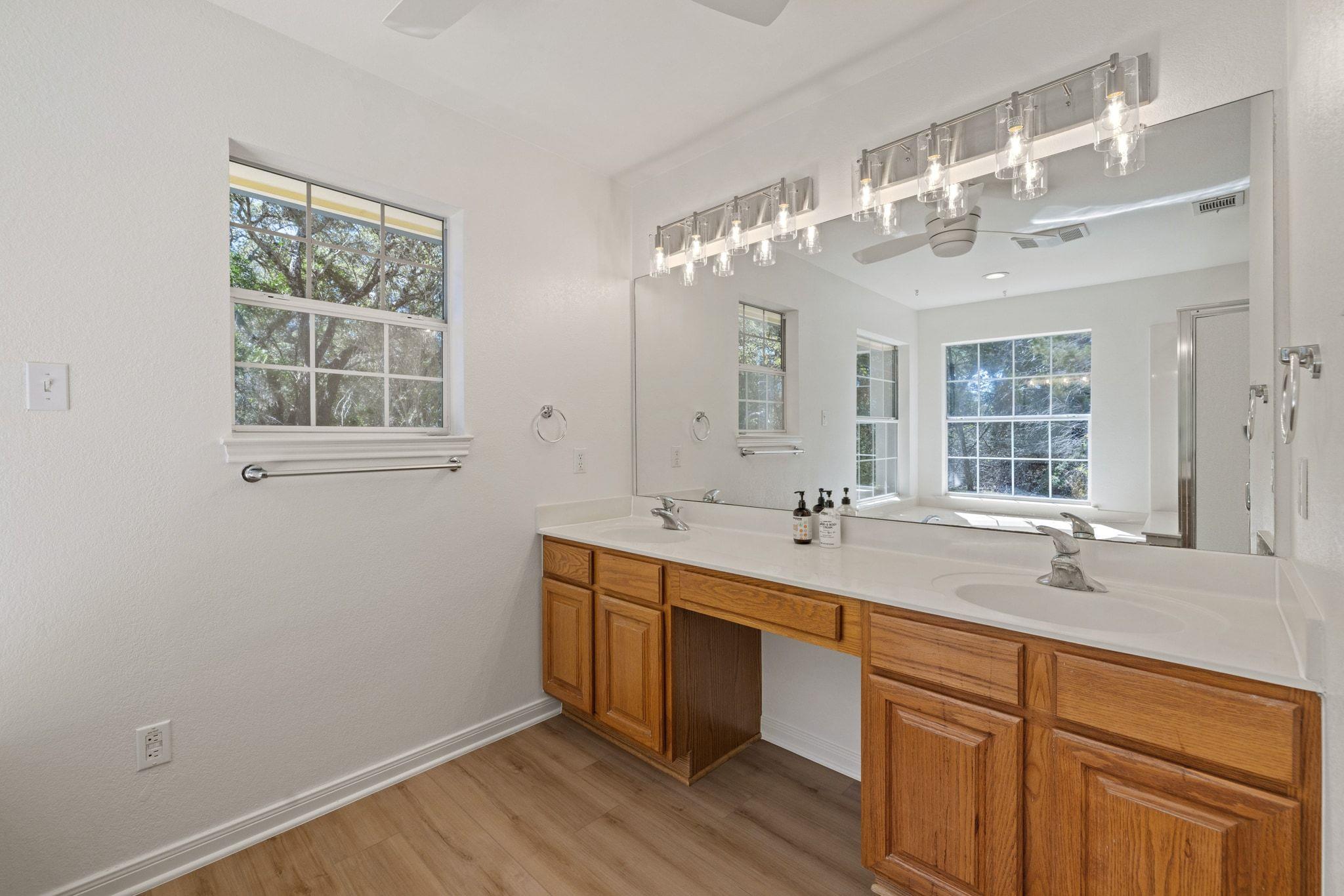 16404 Hill Country DR