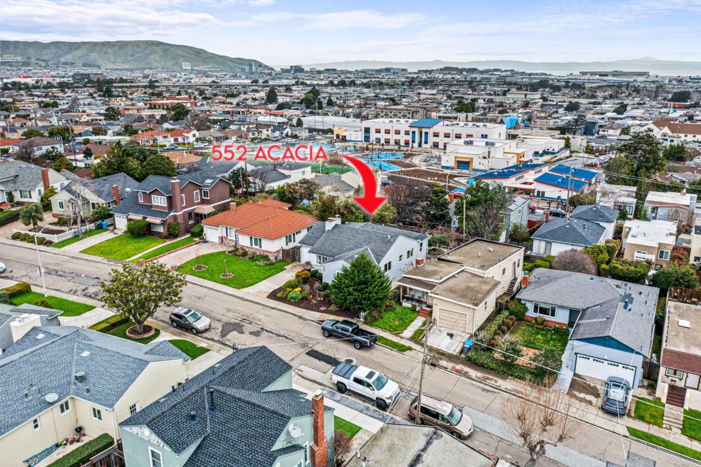 552 Acacia AVE
