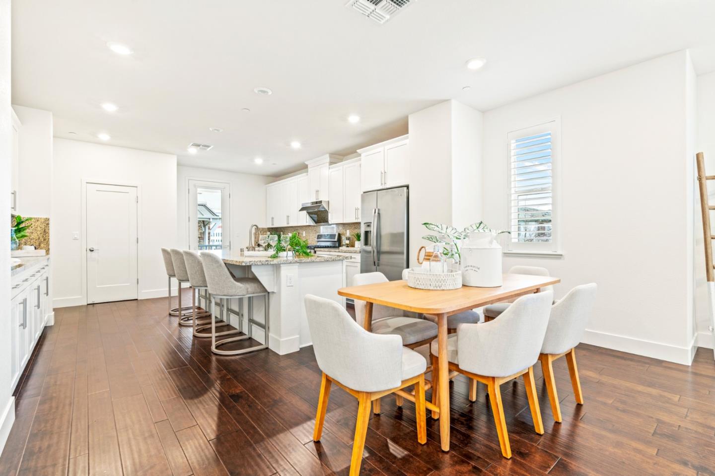 3928 Scottfield Street