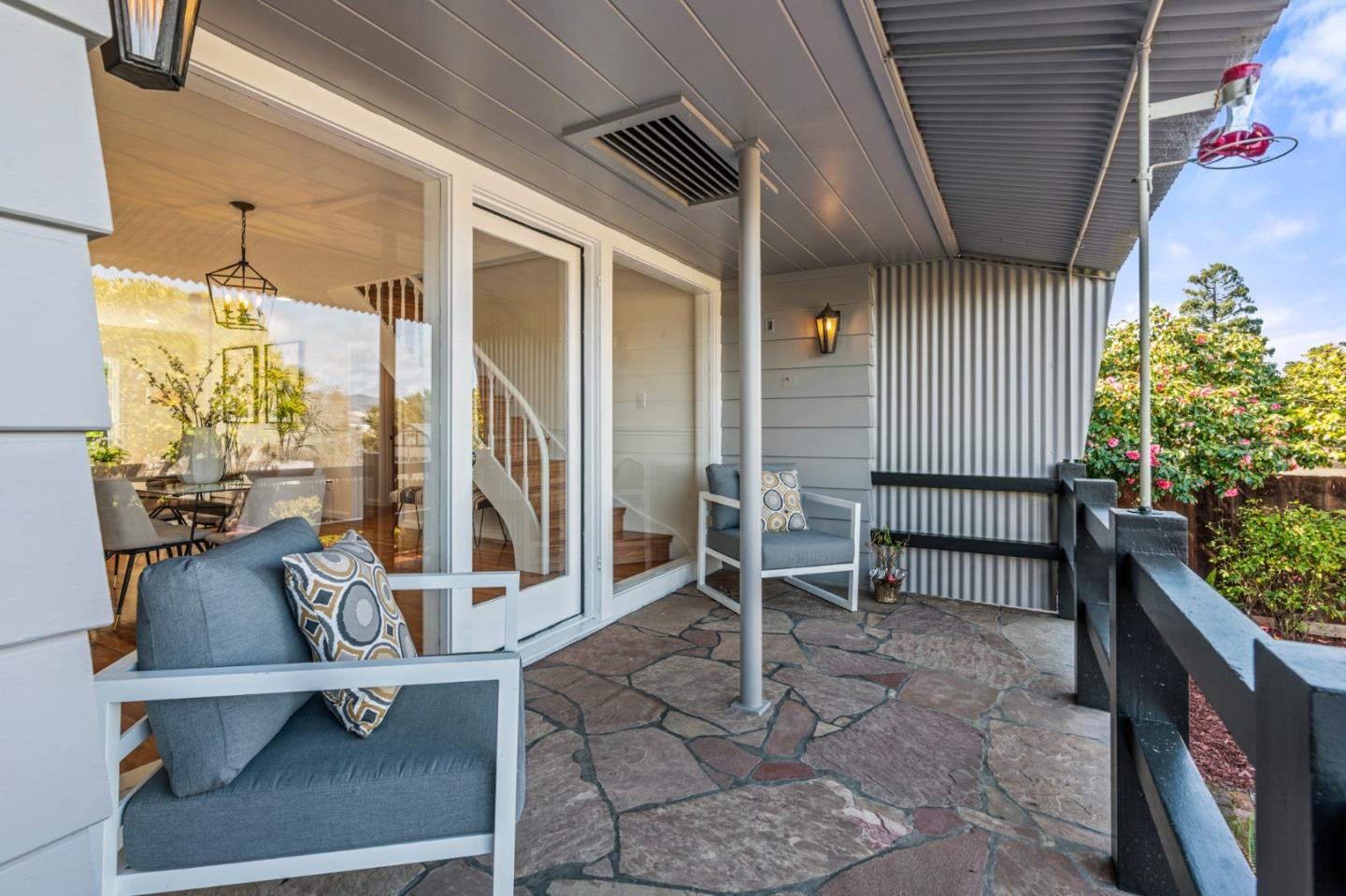 611 Santa Susana AVE