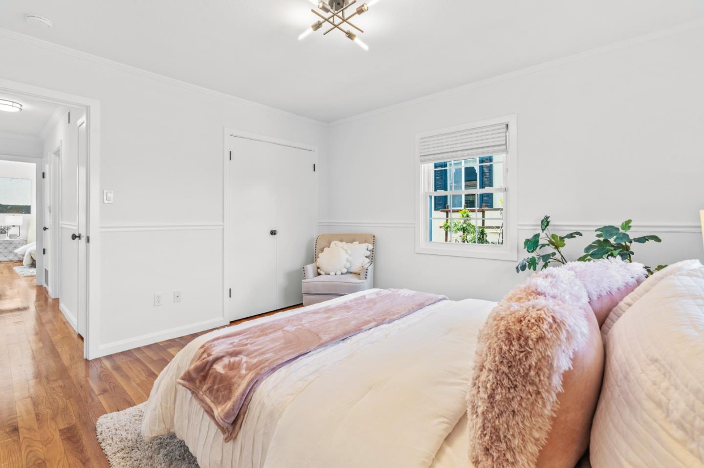 611 Santa Susana AVE