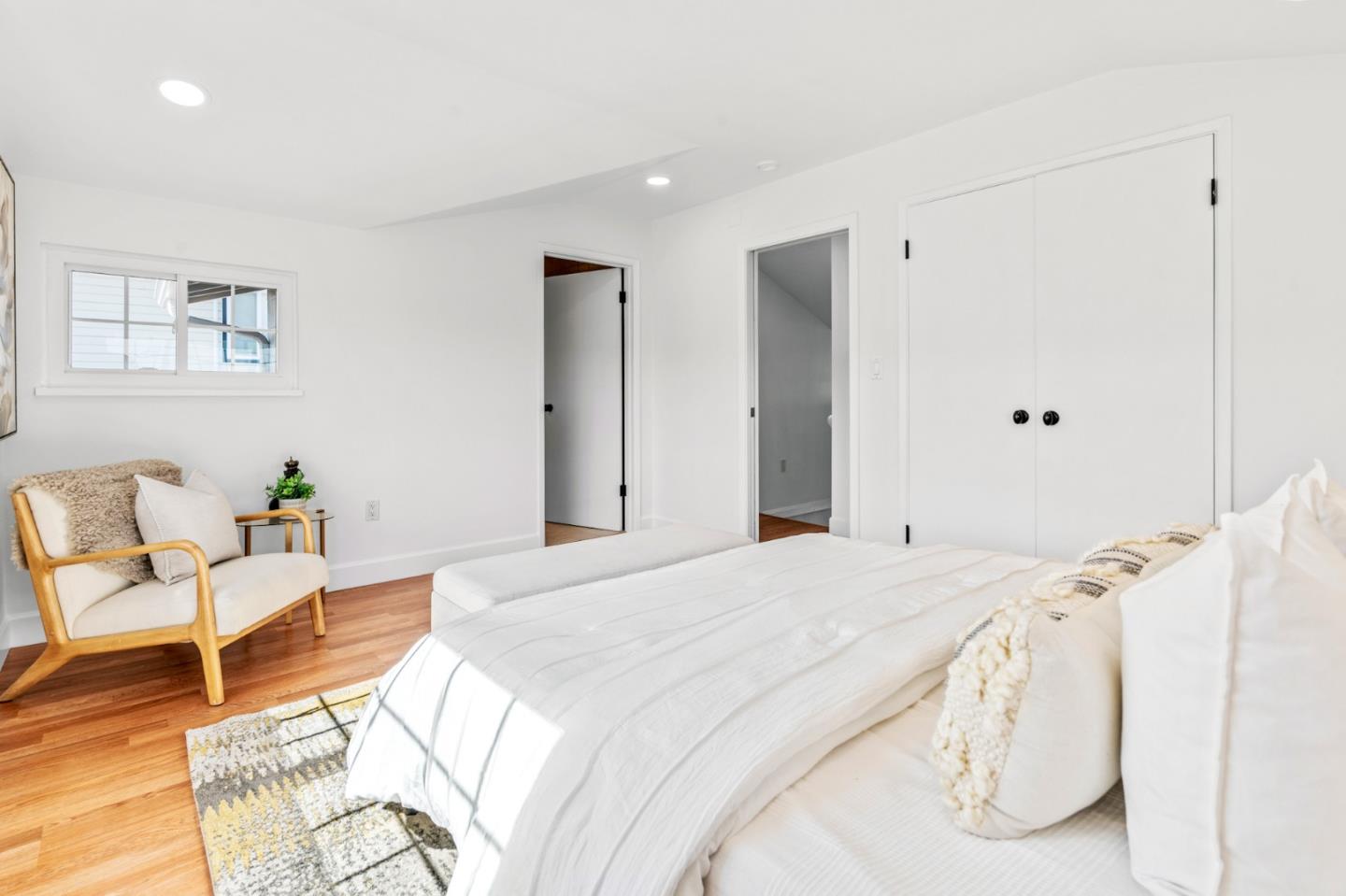 611 Santa Susana AVE