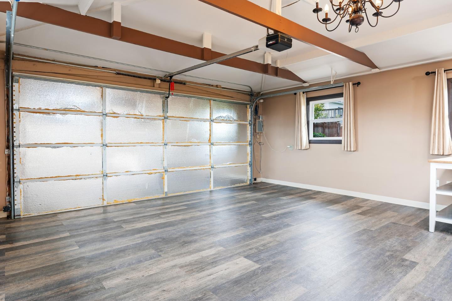 611 Santa Susana AVE