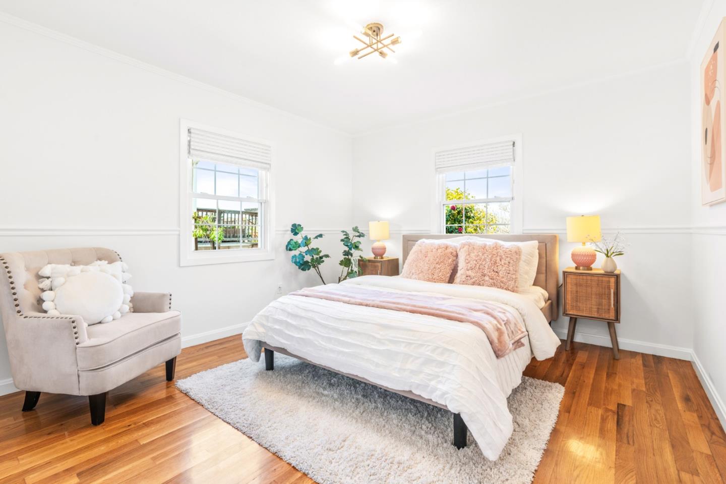 611 Santa Susana AVE