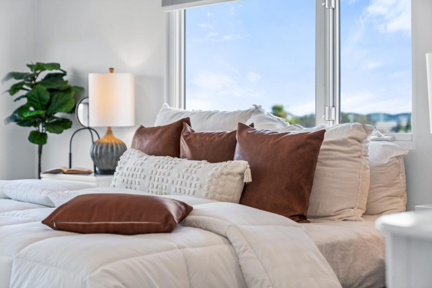 611 Santa Susana AVE