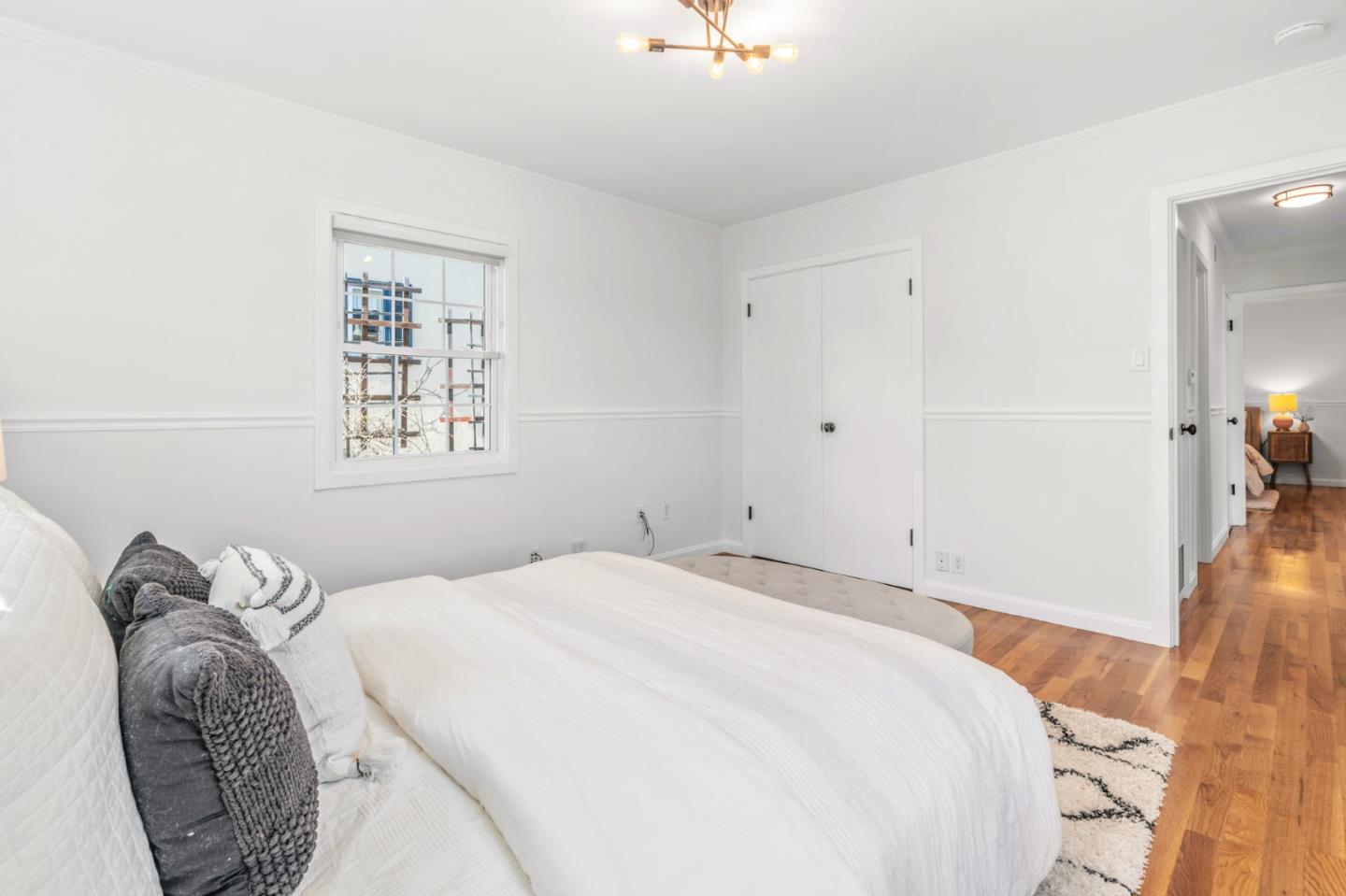 611 Santa Susana AVE