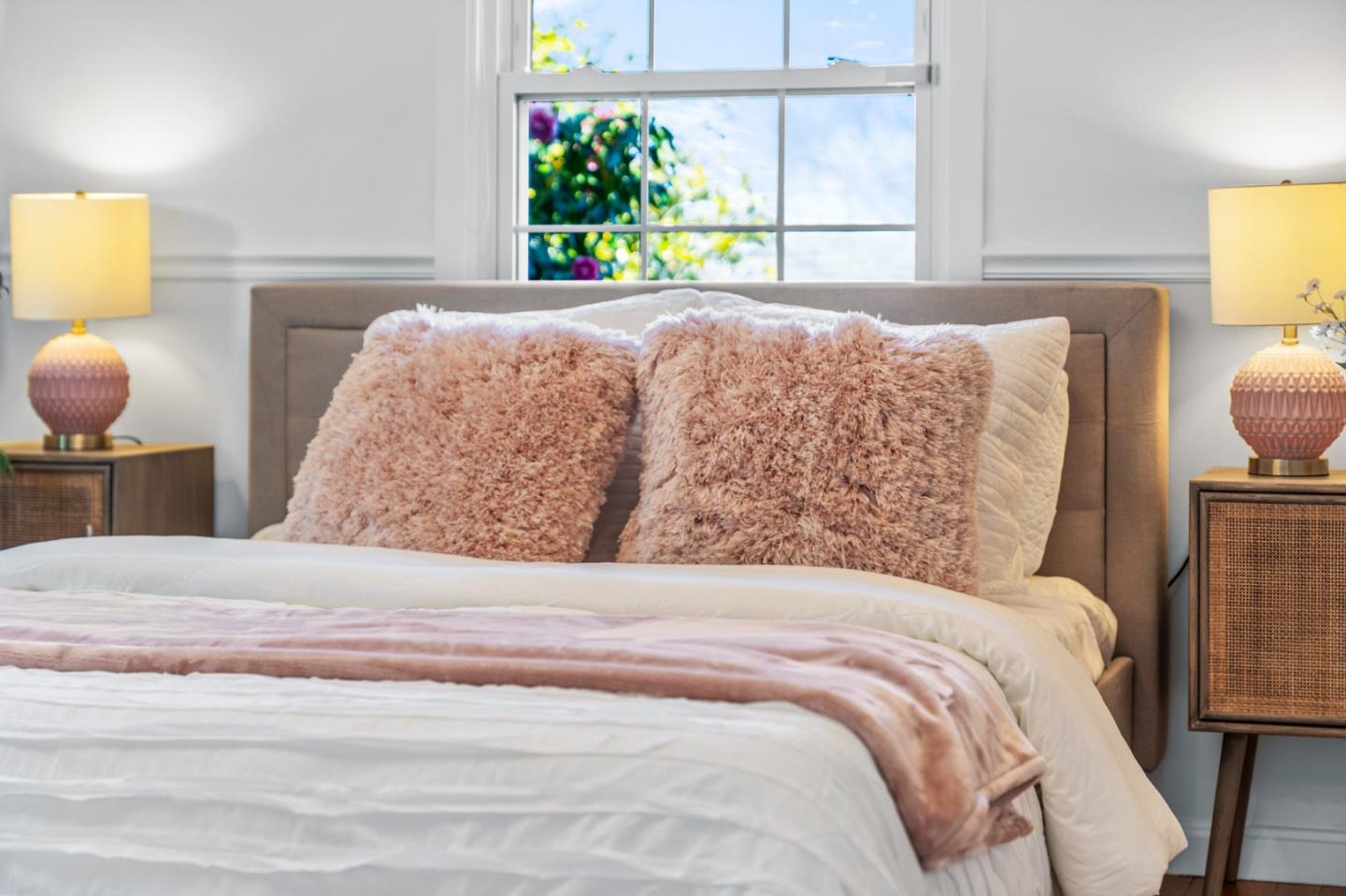 611 Santa Susana AVE