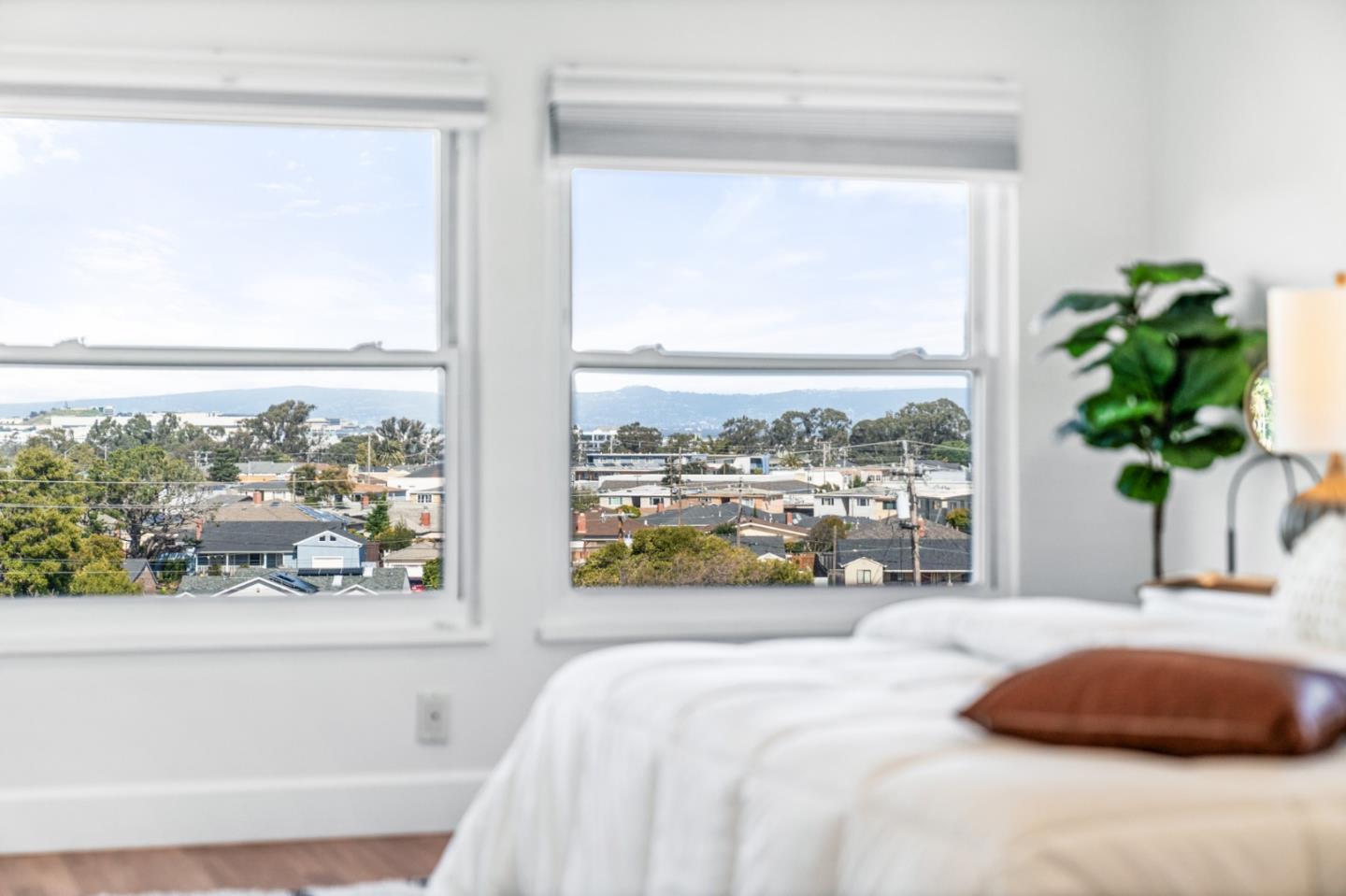 611 Santa Susana AVE