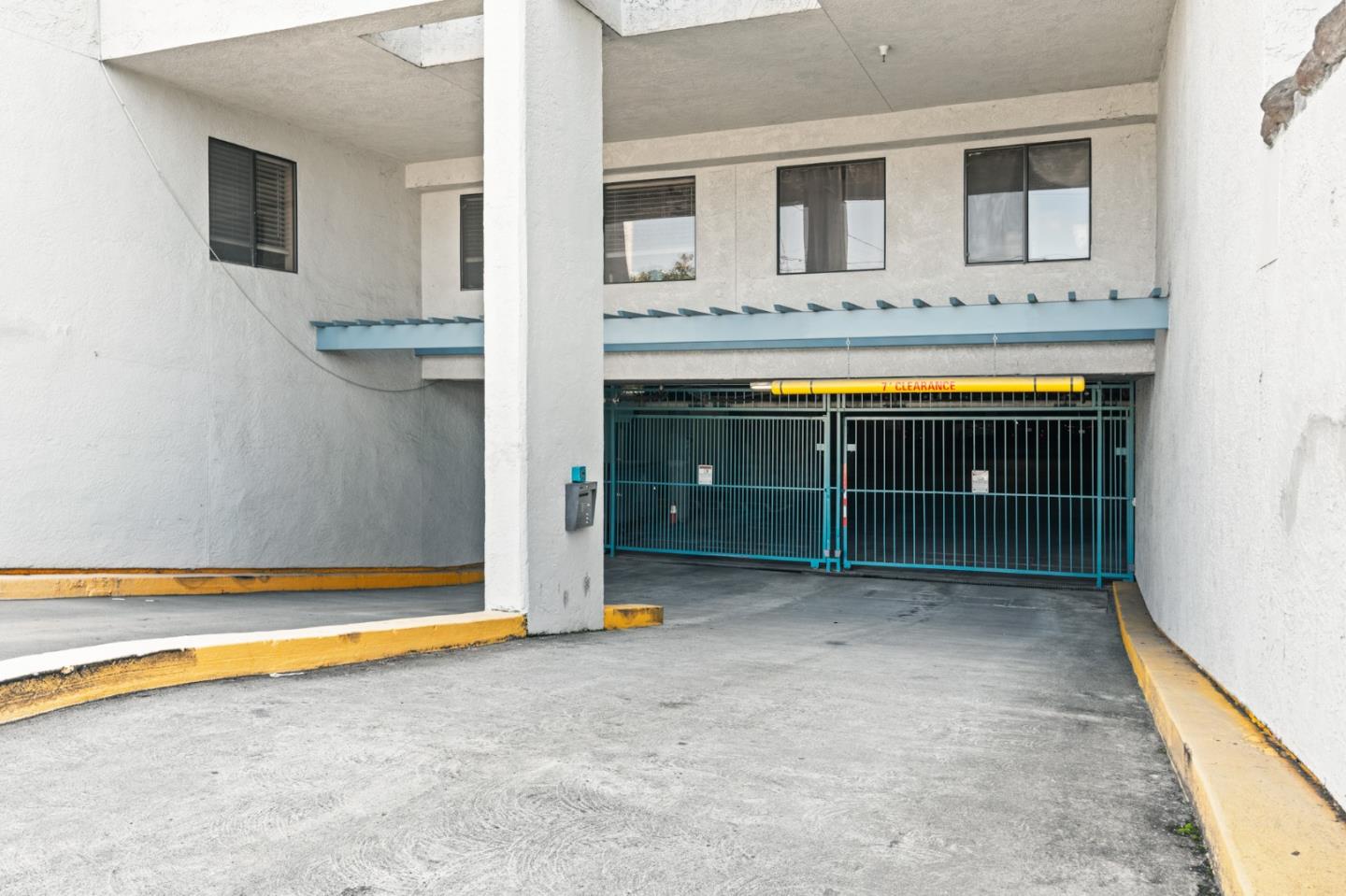 320 Peninsula AVE 220