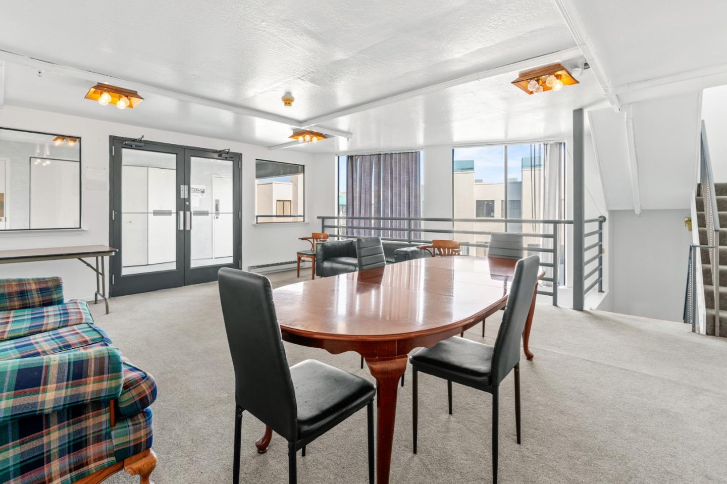 320 Peninsula AVE 220