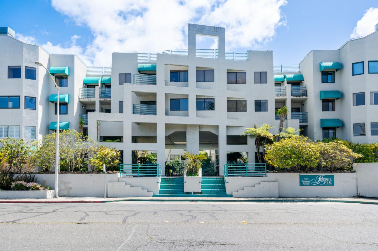 320 Peninsula AVE 220