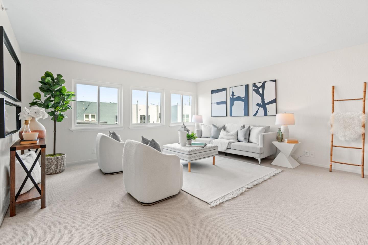 320 Peninsula AVE 220