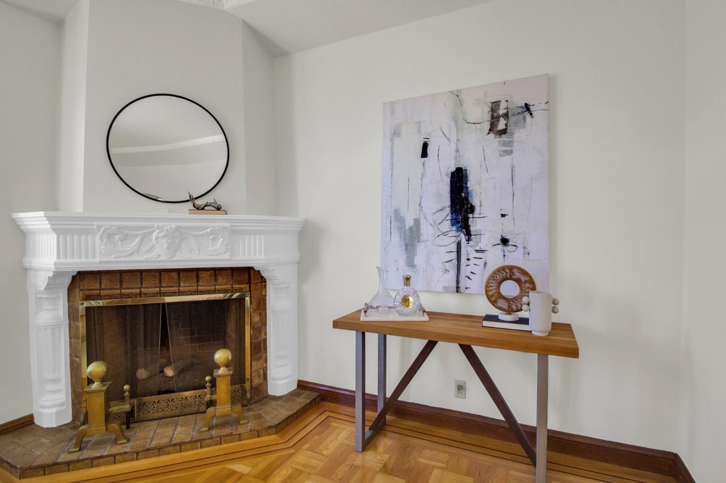 152 Rae AVE