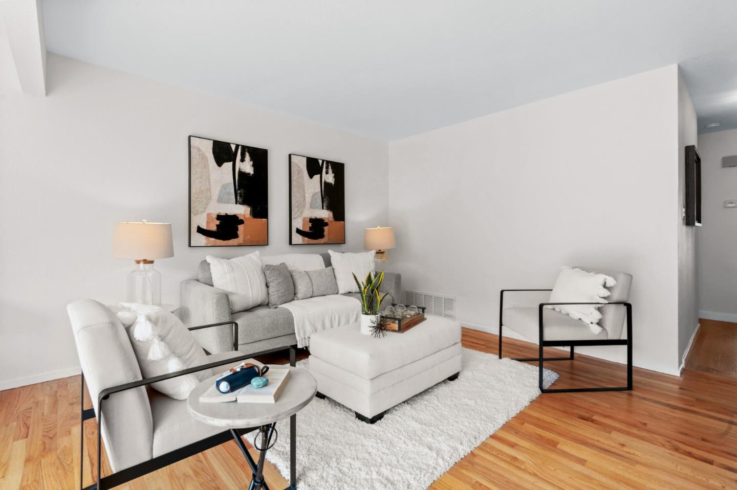 3949 Fairfax WAY