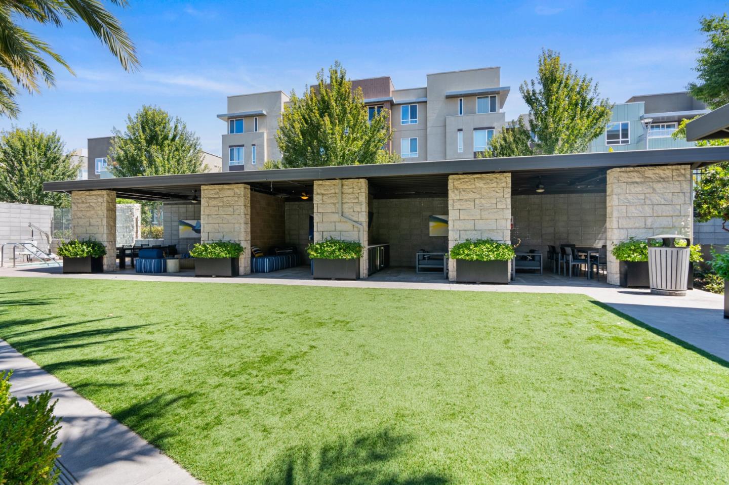 45258 Tom Blalock ST 406