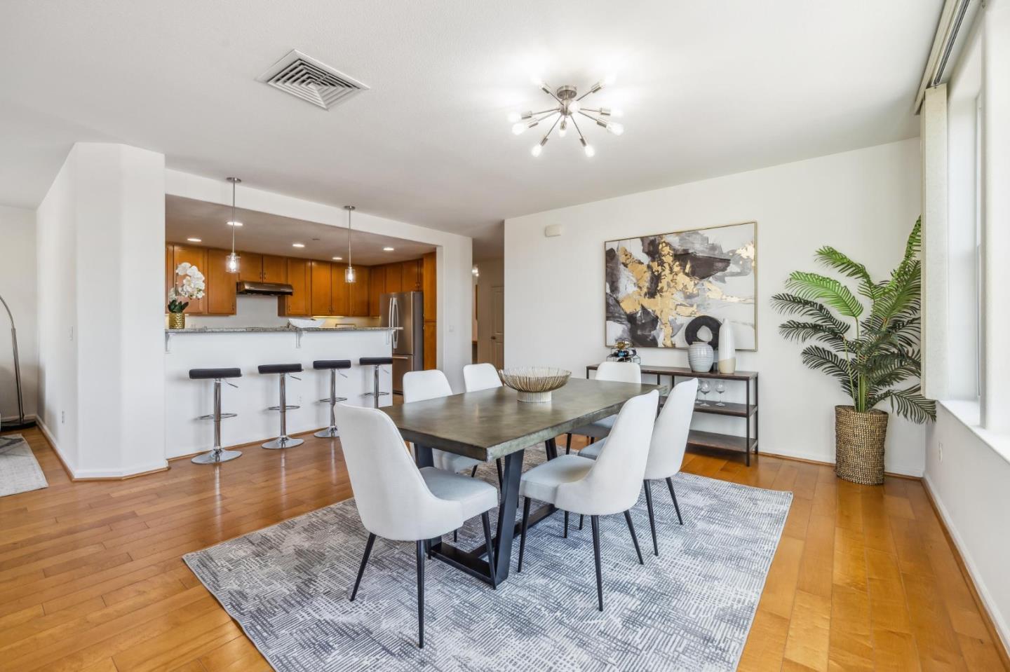 1388 Broadway 209