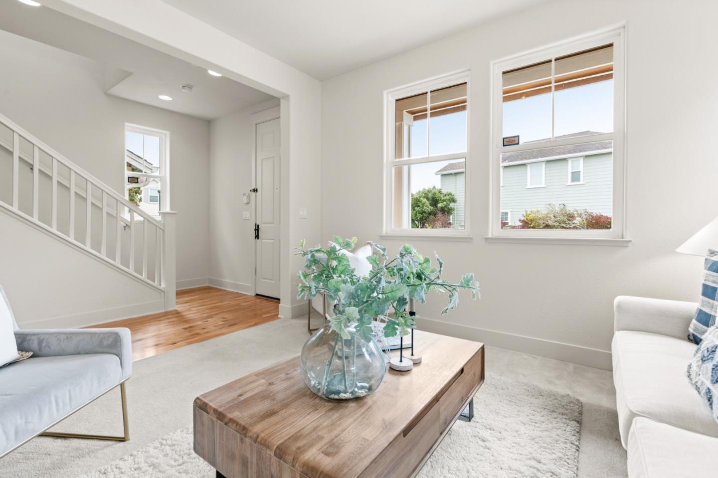 221 Bayberry CIR