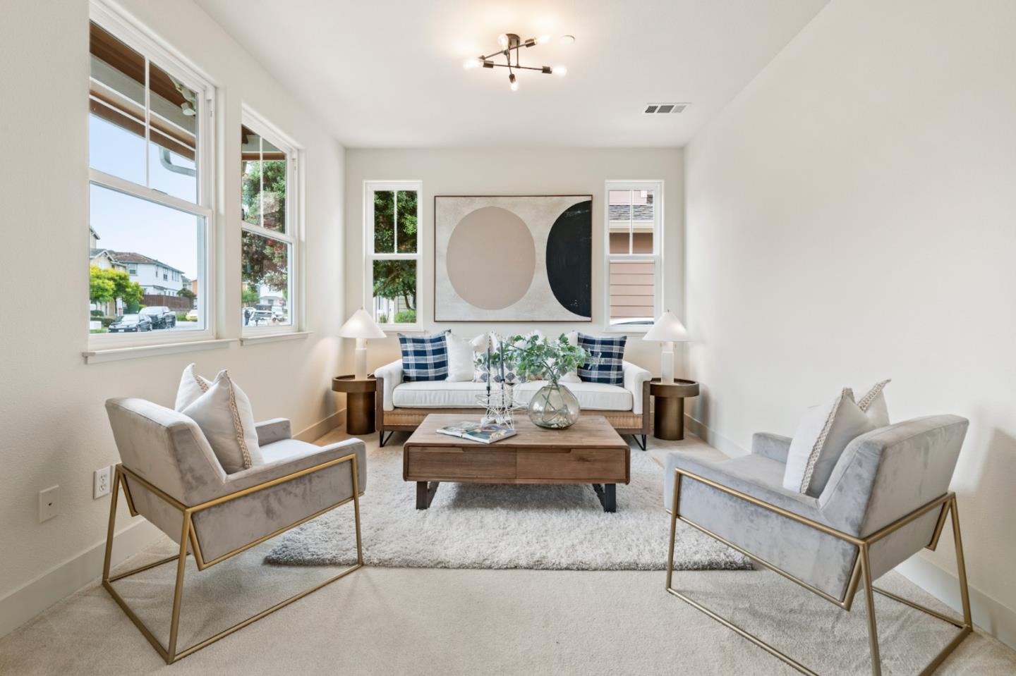 221 Bayberry CIR