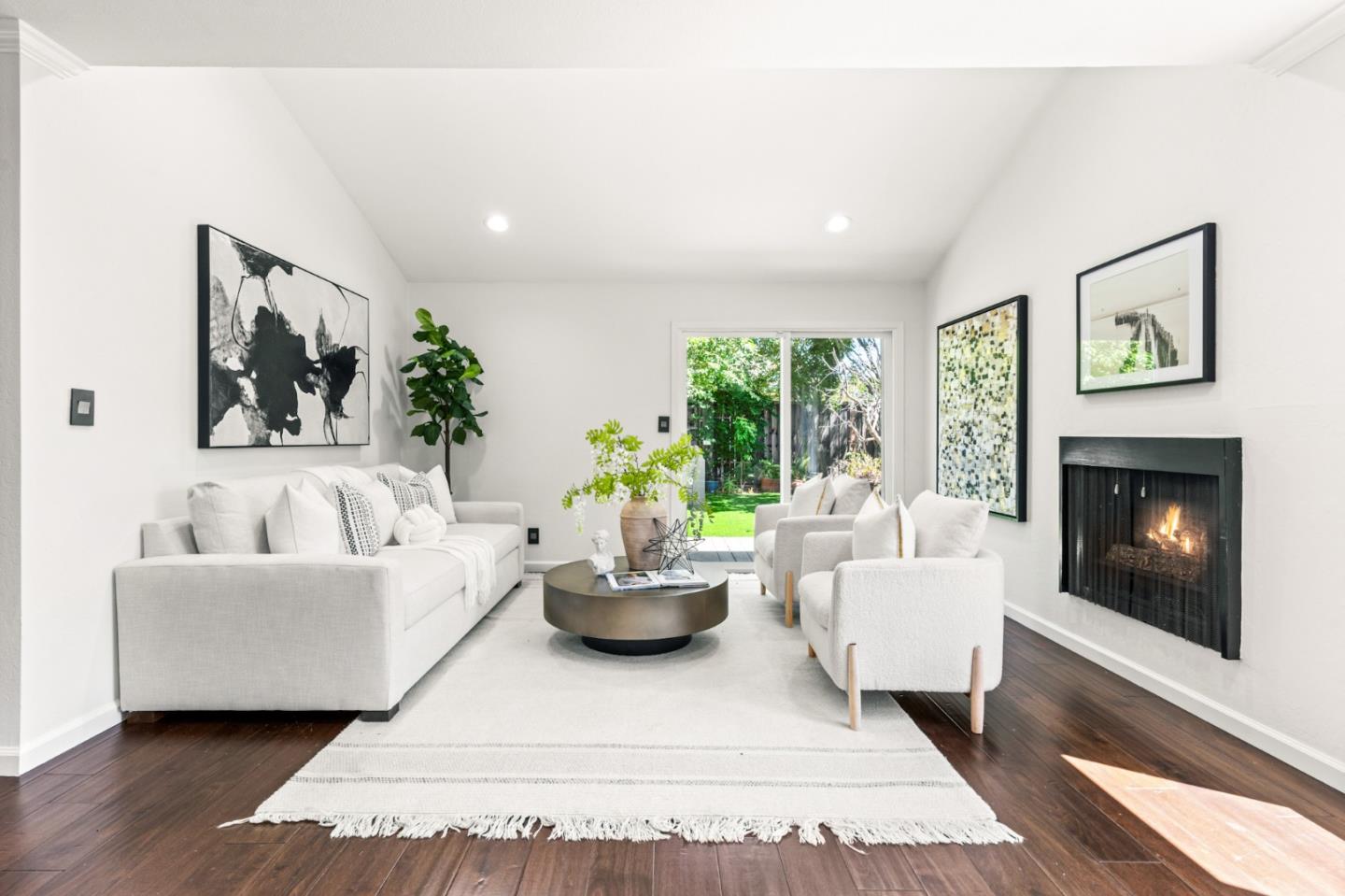 1115 Sprague LN