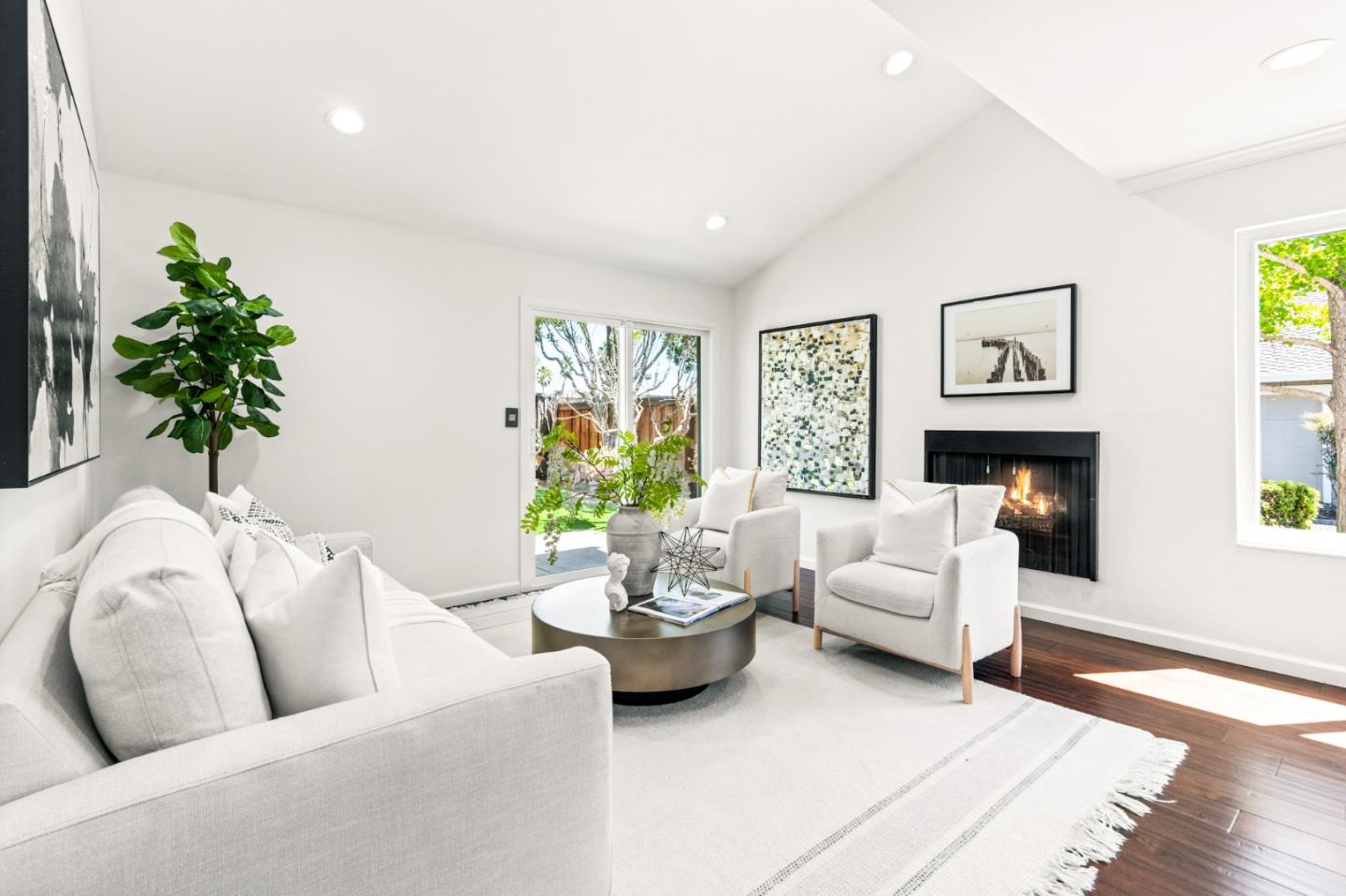 1115 Sprague LN