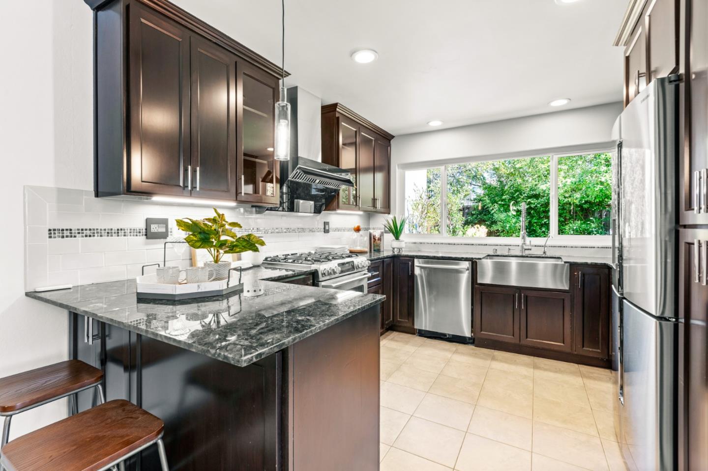 1115 Sprague LN