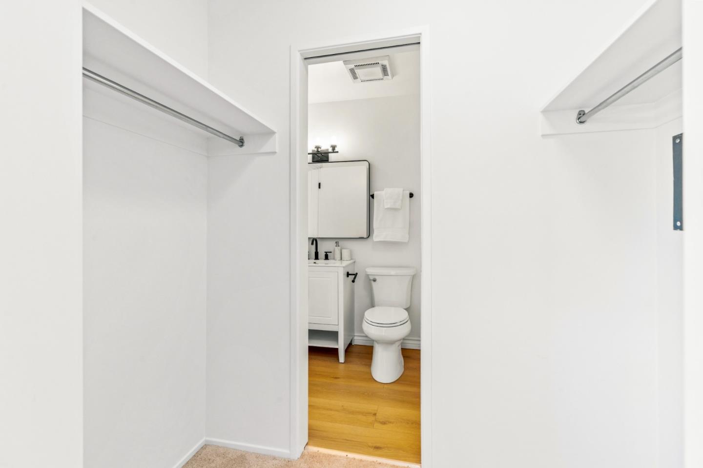 814 N Delaware ST 416