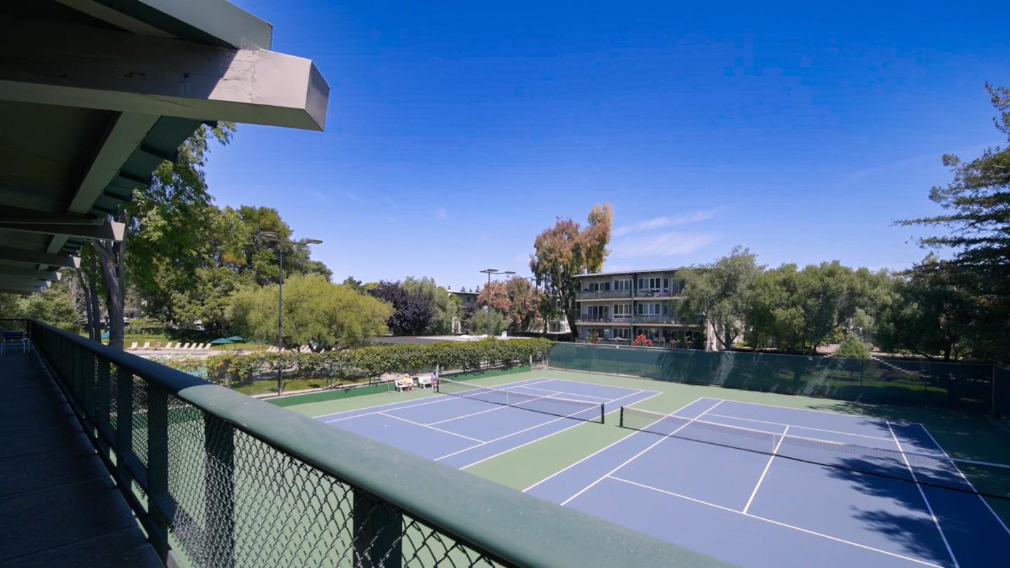 814 N Delaware ST 416