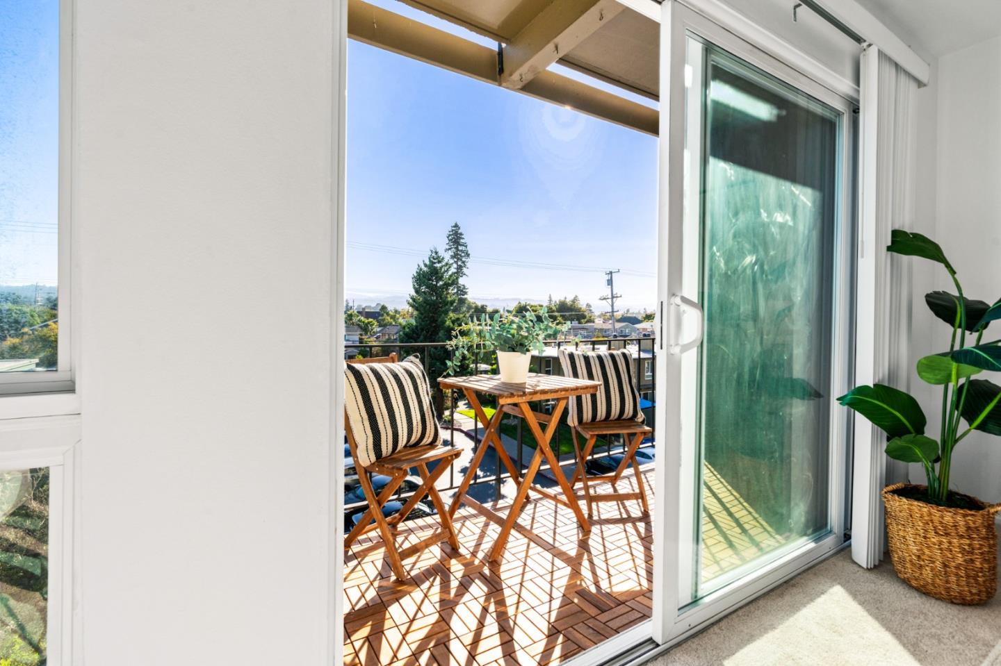 814 N Delaware ST 416