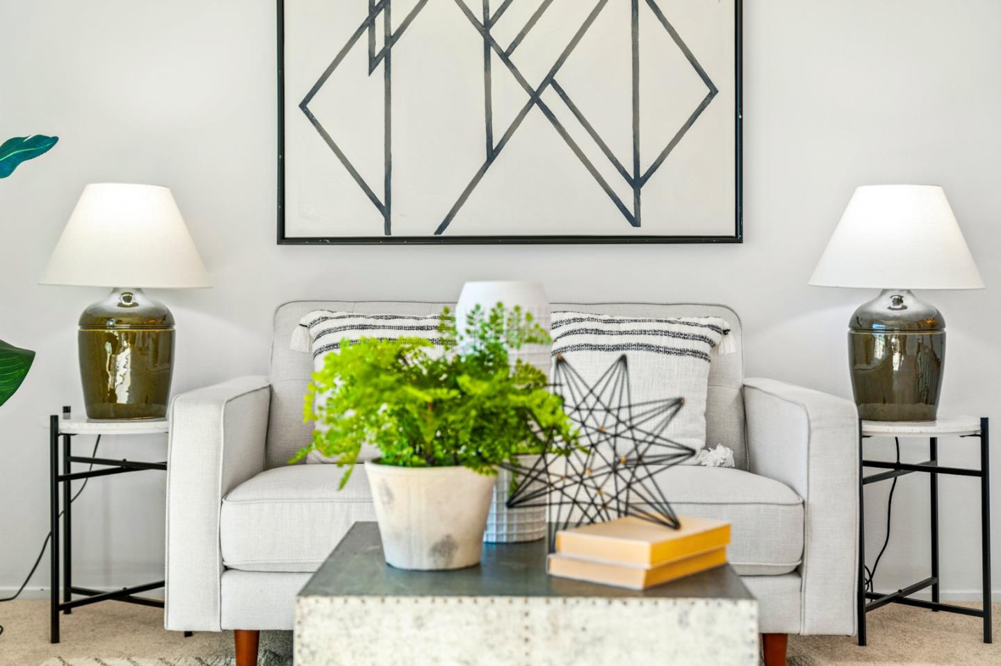 814 N Delaware ST 416