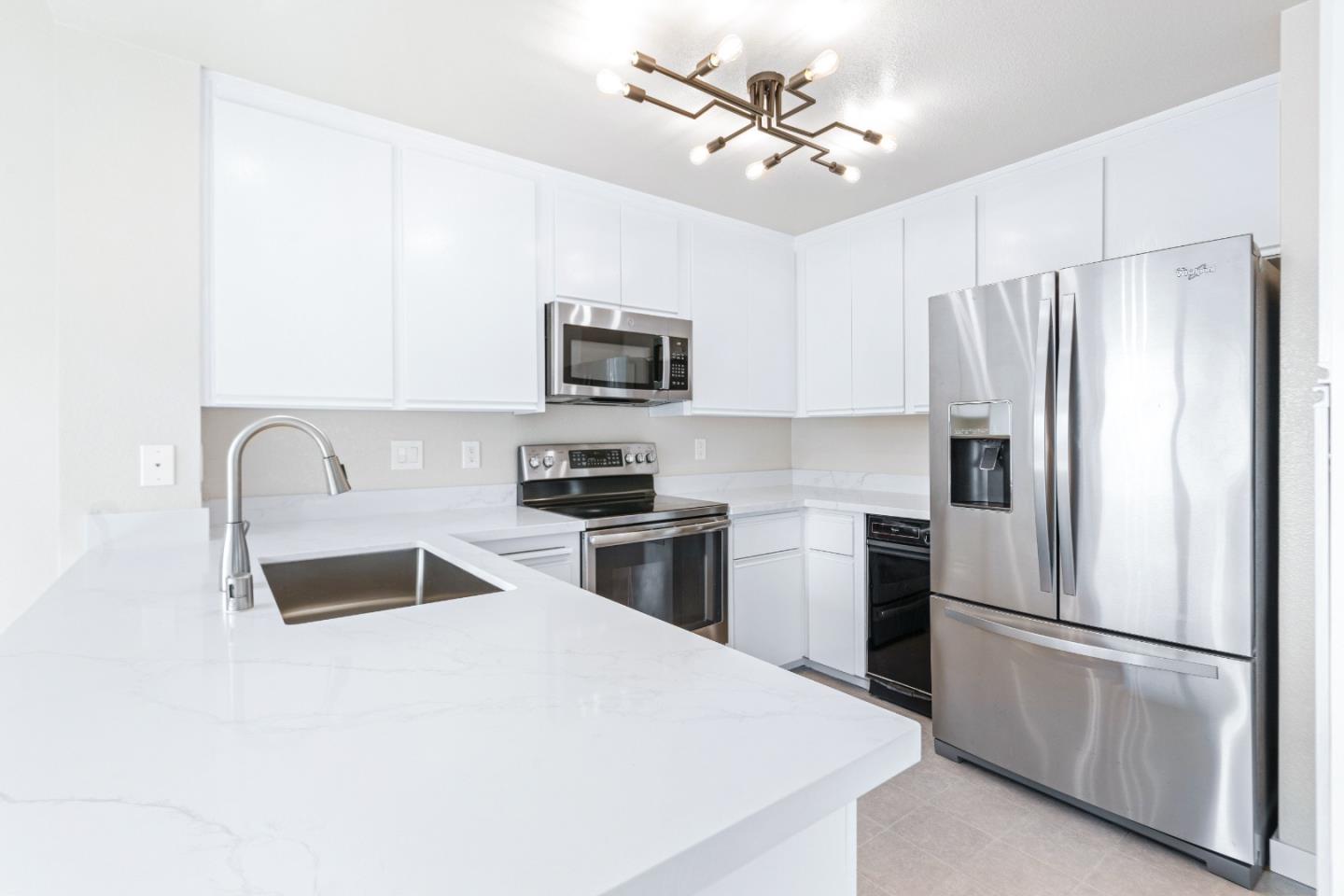 825 Mountain View Dr Unit 1