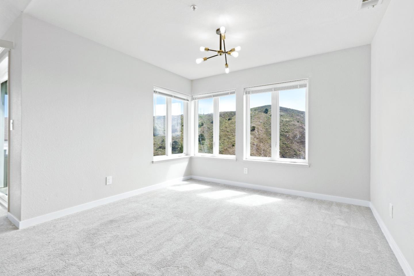 825 Mountain View Dr Unit 1