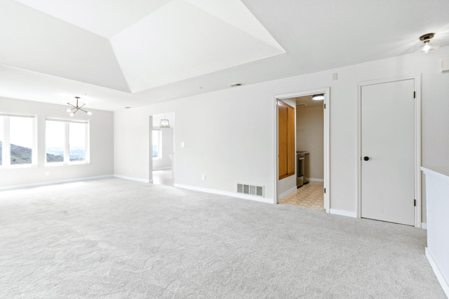 825 Mountain View Dr Unit 1