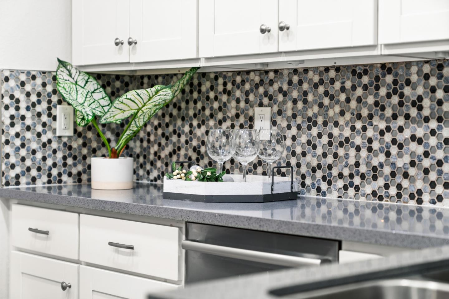 670 San Antonio RD 6