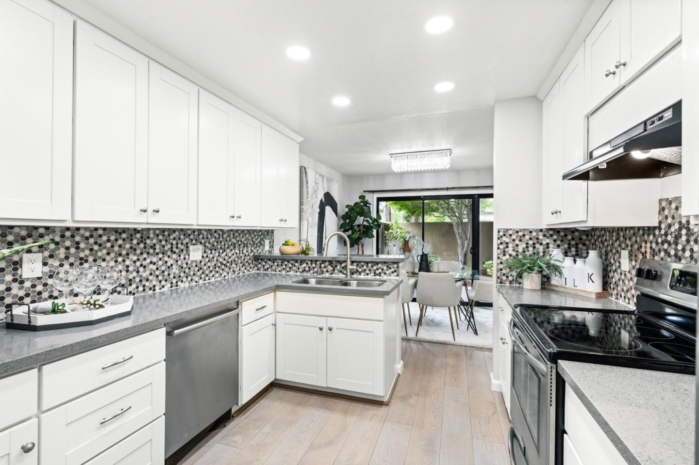 670 San Antonio RD 6