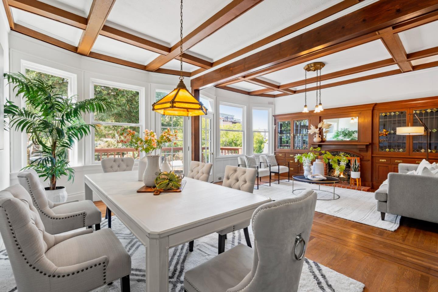 1129-1131 Broderick St