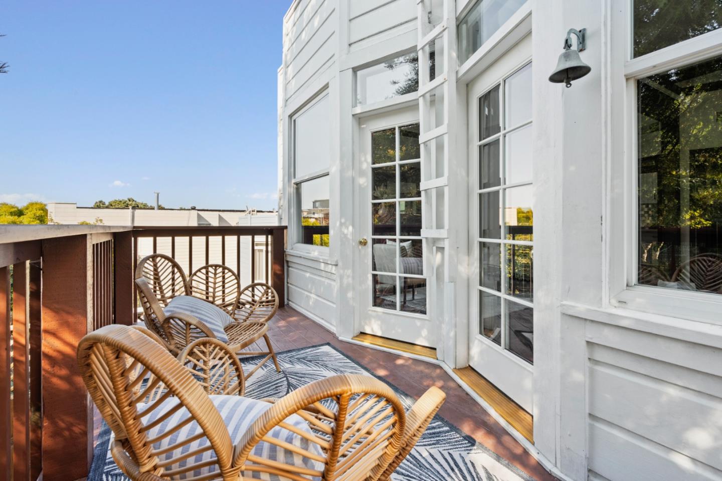 1129-1131 Broderick St