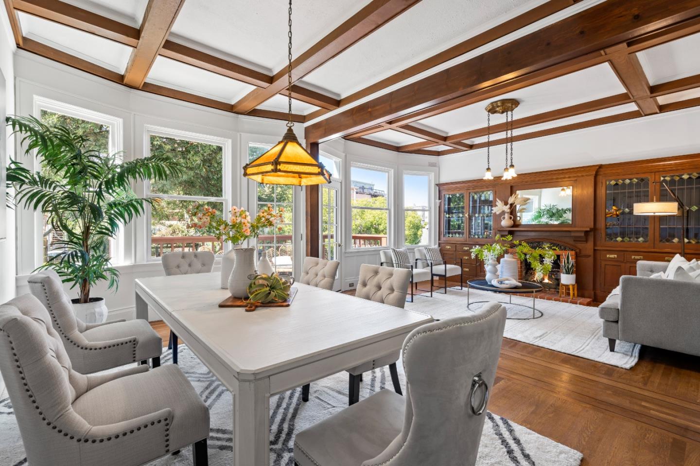 1129-1131 Broderick St