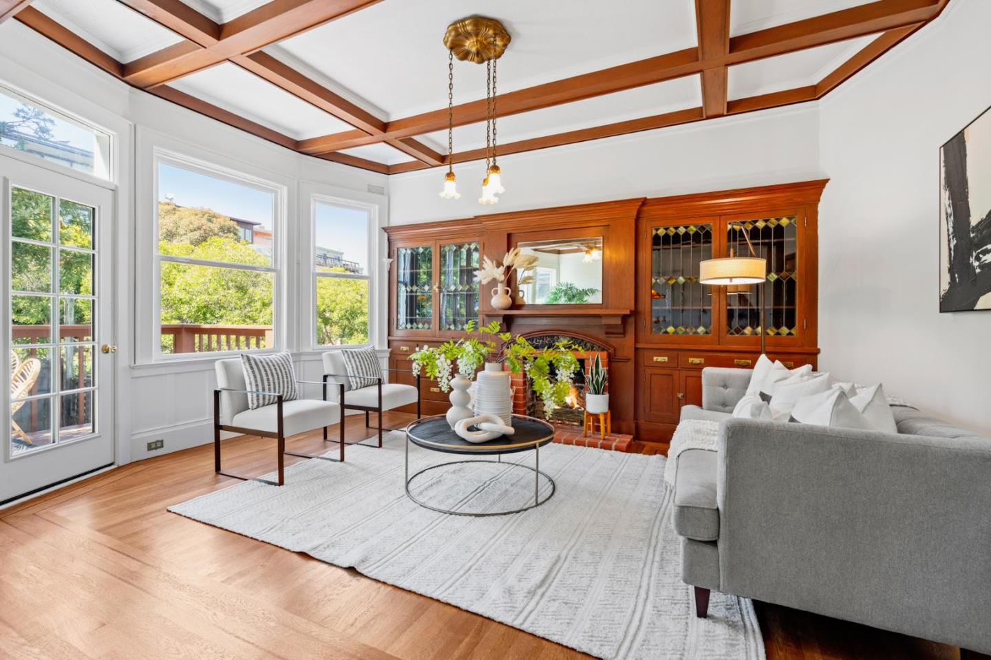 1129-1131 Broderick St