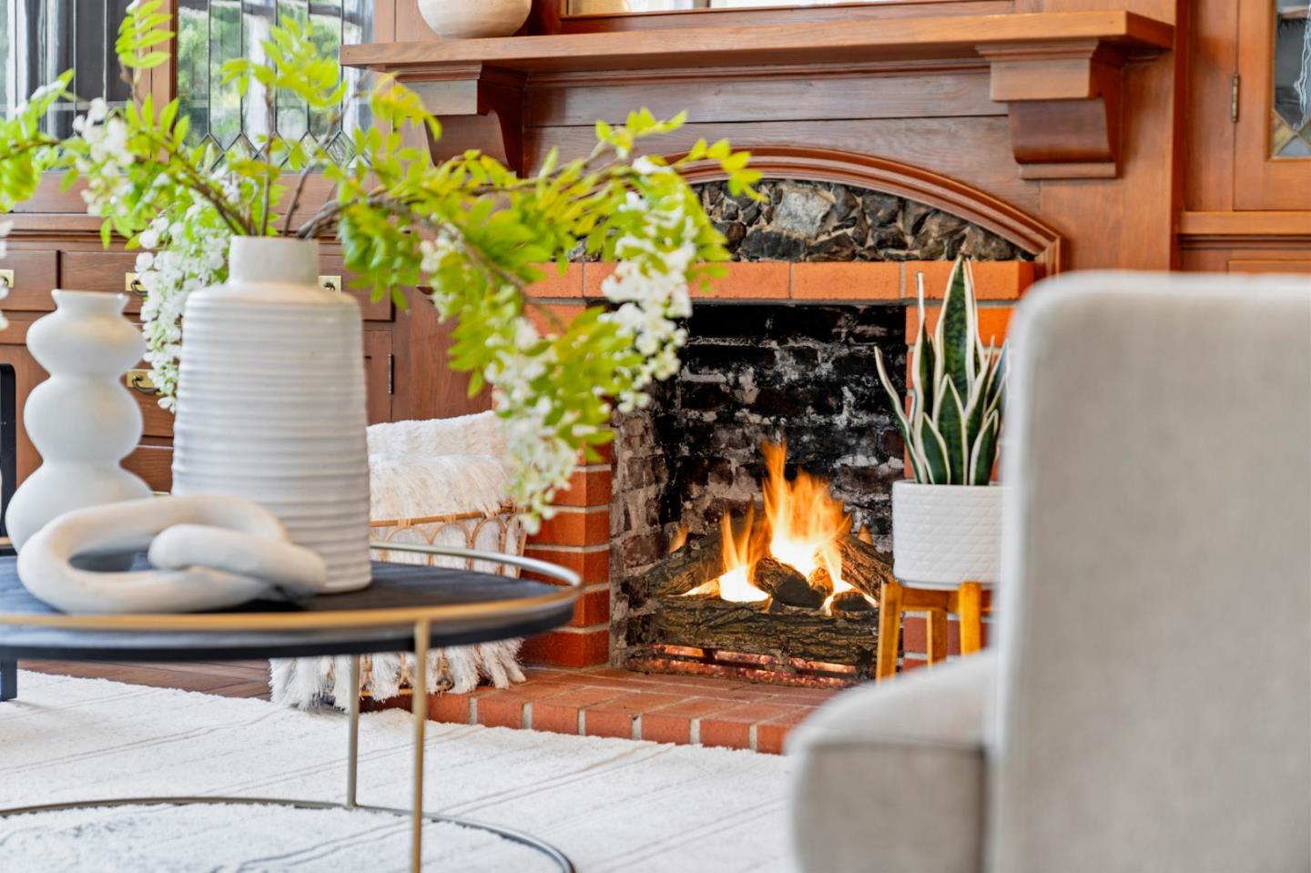 1129-1131 Broderick St