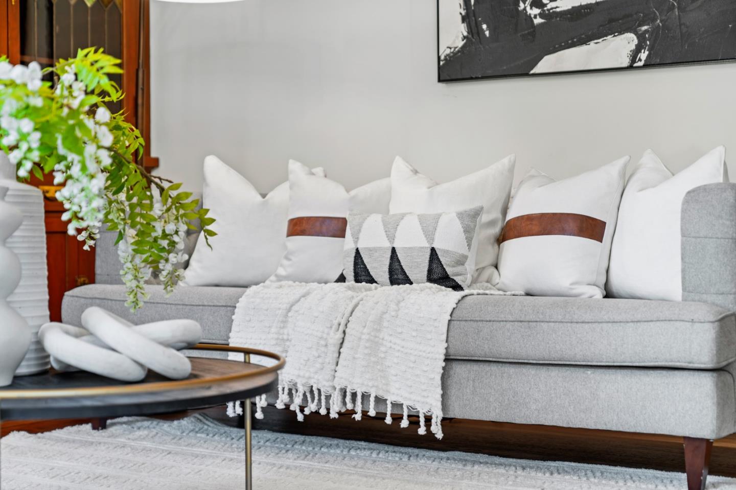 1129-1131 Broderick St