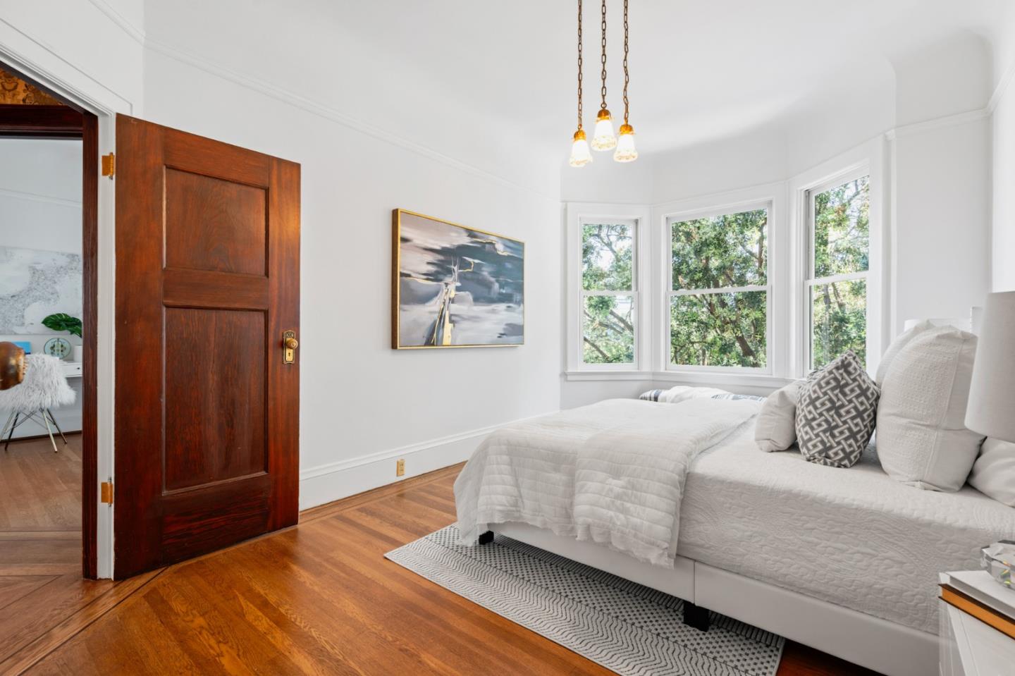 1129-1131 Broderick St