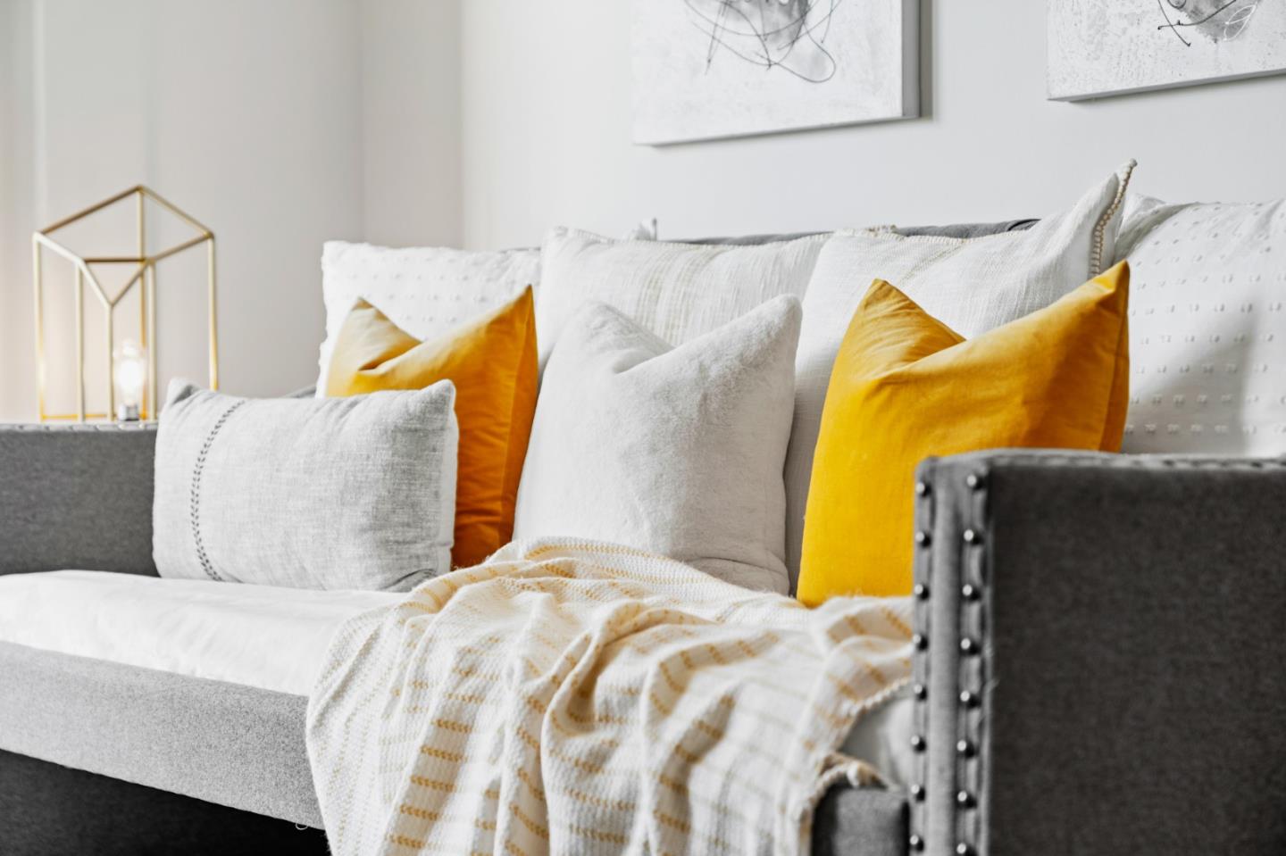 1129-1131 Broderick St