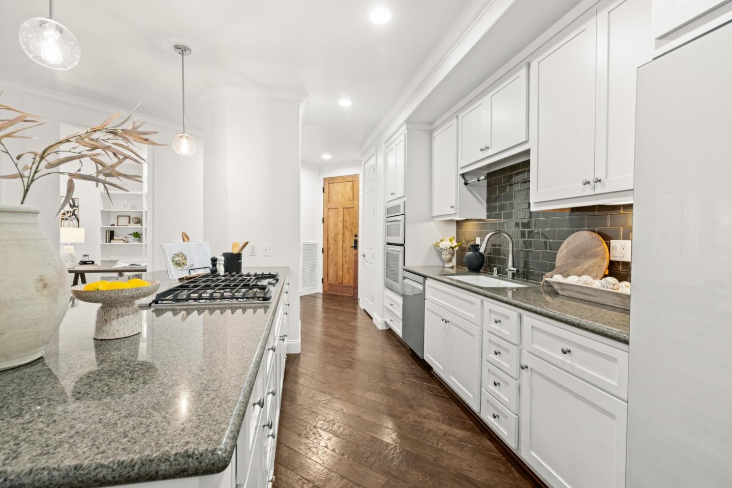 2881 Meridian Ave 113