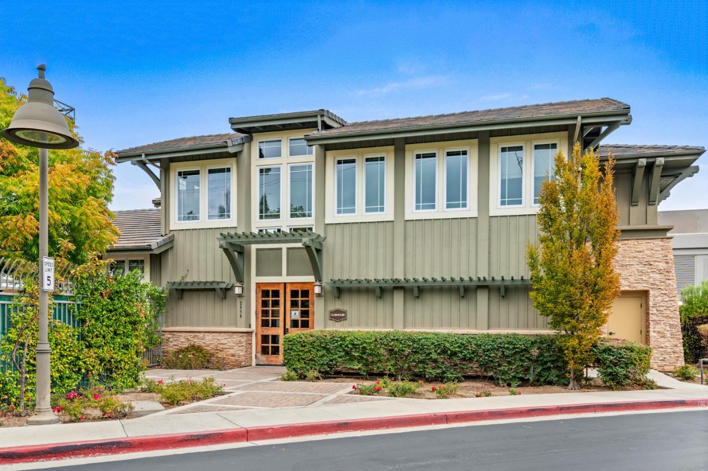 2881 Meridian Ave 113