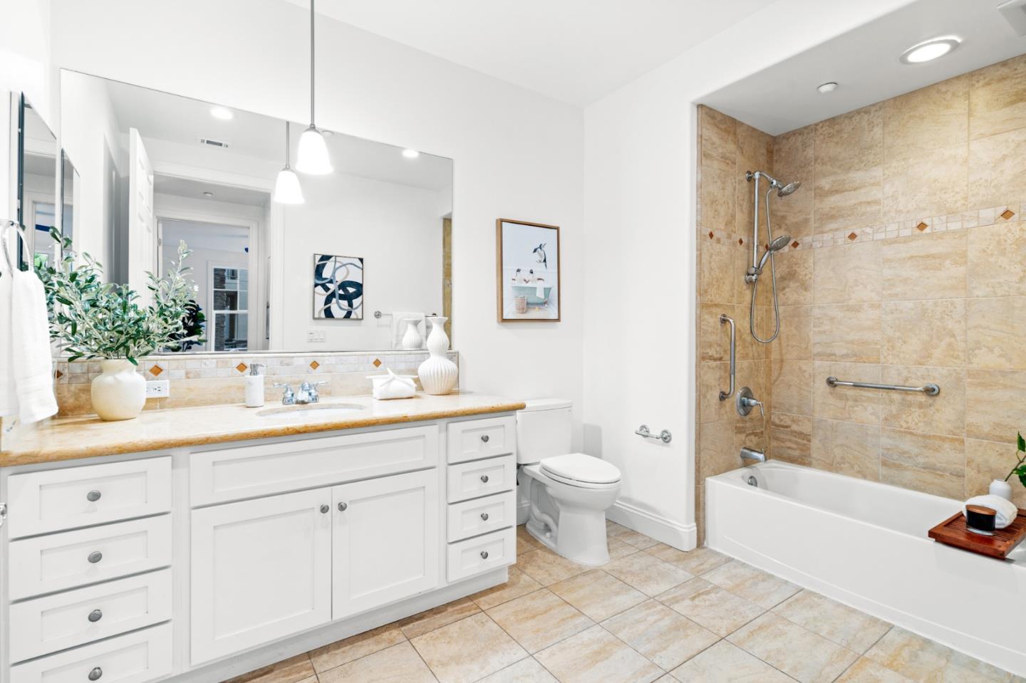 2881 Meridian Ave 113