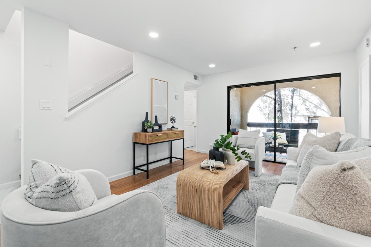 1 Elm St #106