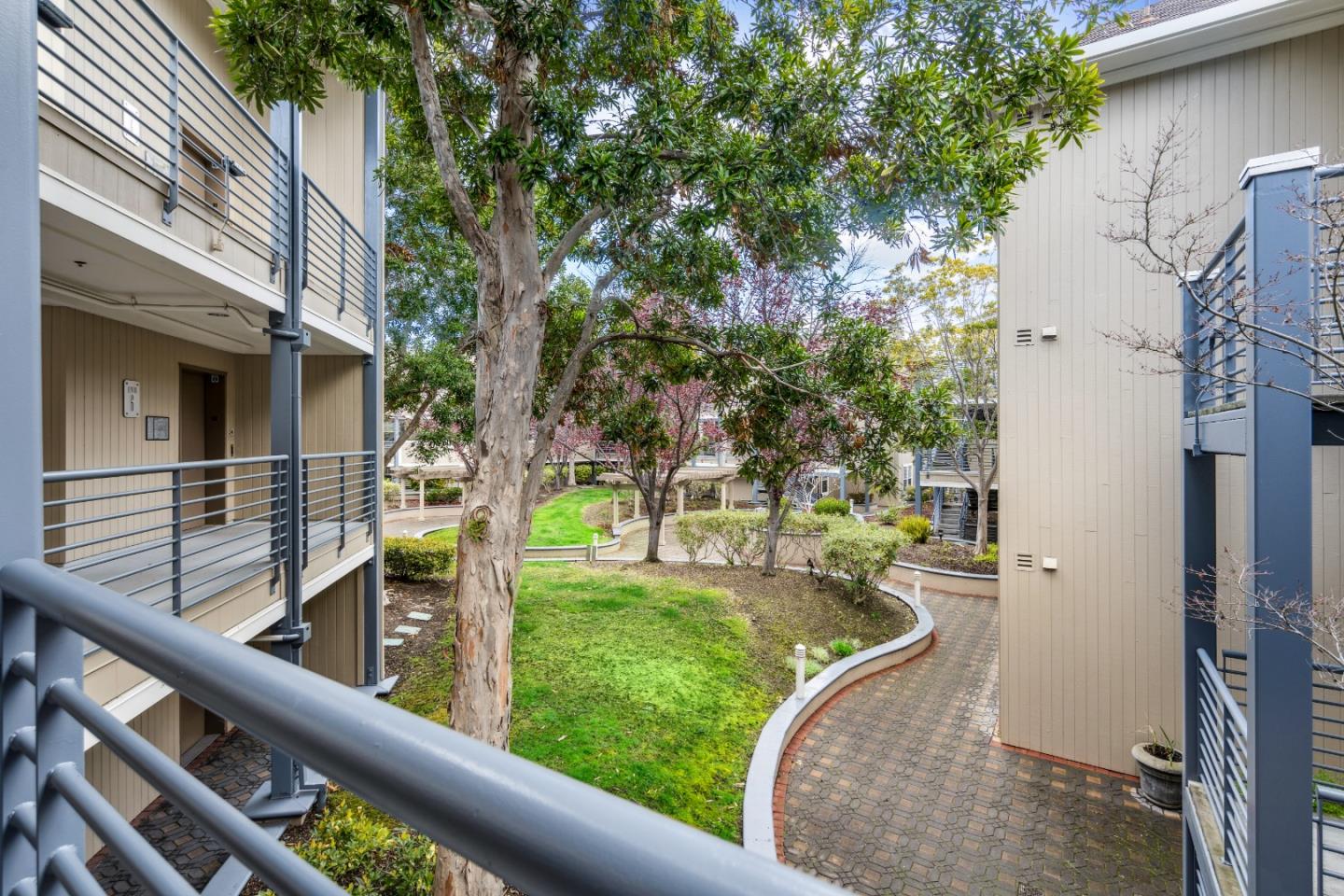 860 Meridian Bay Ln 231